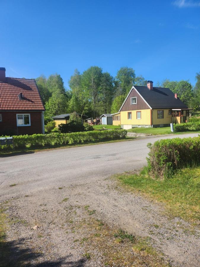 Stuga Ani Svarta  Exterior photo